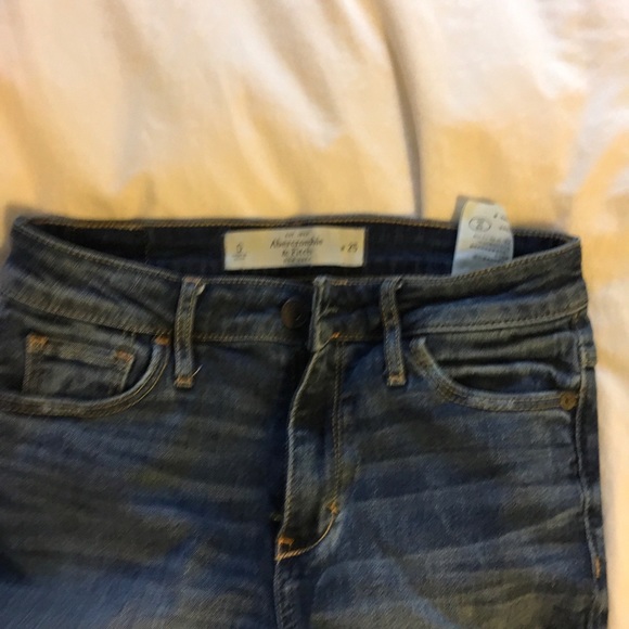 Abercrombie Medium Wash HR Skinny Sz 25 - Picture 3 of 3